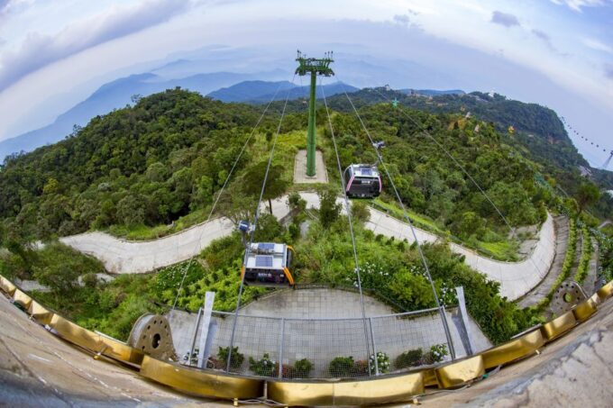 Da Nang: Private Tour to Ba Na Hills and Golden Bridge - Nghinh Phong Peak