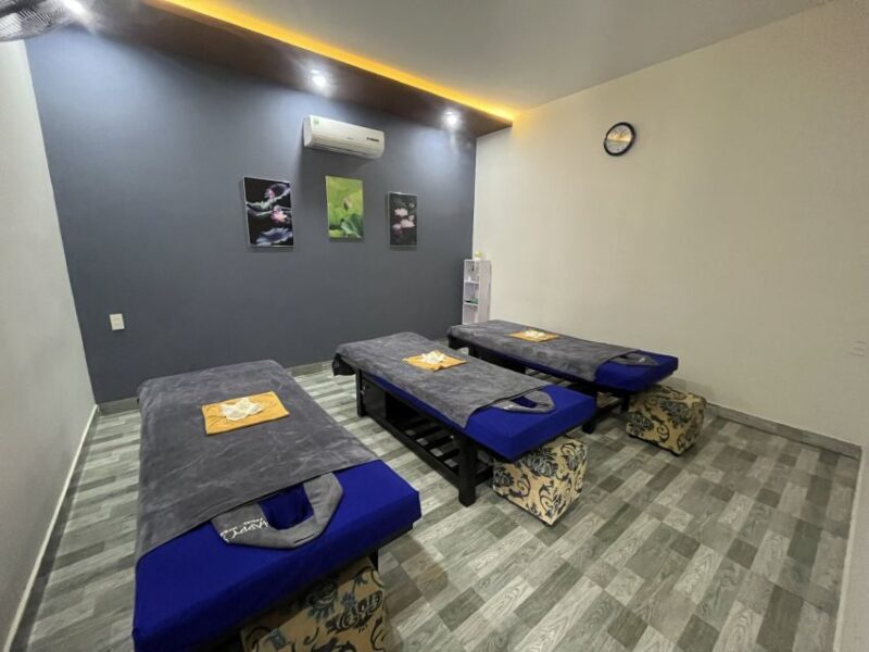 Da Nang: Relax With 60 Minutes Foot Massage - Experienced Therapists