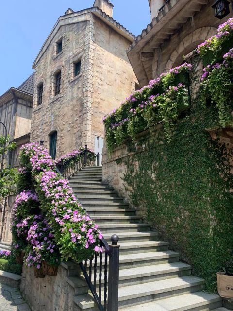 Da Nang: Shuttle Bus to Ba Na Hills and Golden Bridge 2 Ways - Shuttle Bus or Private Car