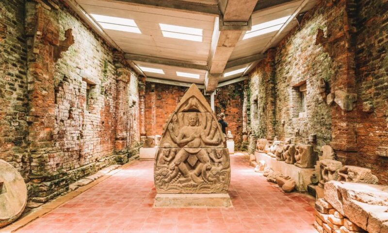 Da Nang: Small Group Half-Day City Sightseeing Tour - Linh Ung Pagoda and Son Tra