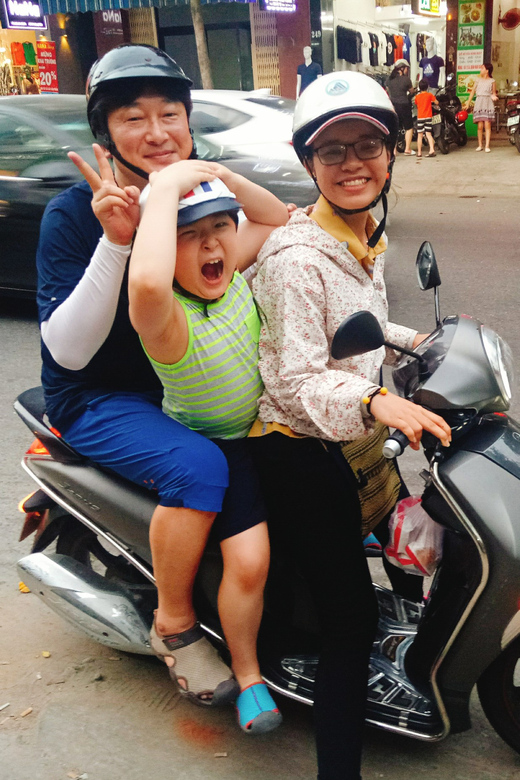 Da Nang: Street Food Motorbike Tour - Unique Exploration