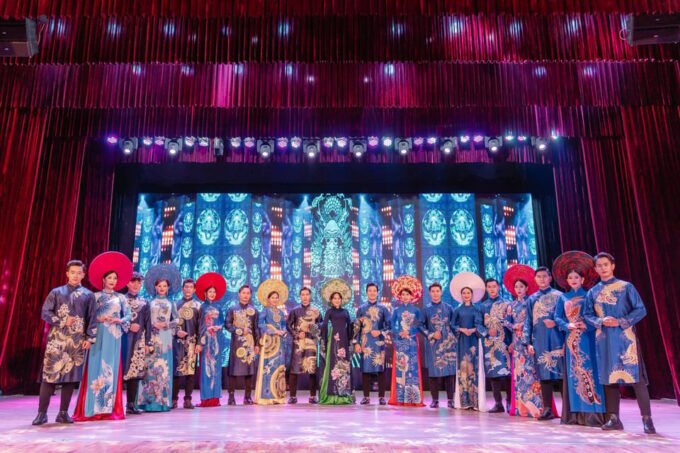 Da Nang The Ao Dai Show: Timeless Vietnamese Elegance - Traditional Vietnamese Wedding