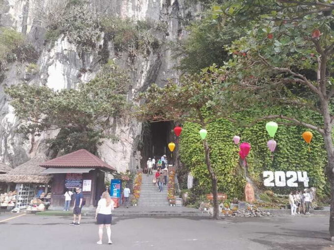Da Nang to Bana Hills, Marble Mountain & Monkey Mountain - Customer Feedback