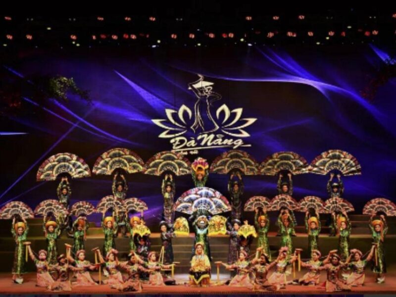Da Nang: Vietnam Culture Fusion Combo + Charming Show - Ao Dai Experience