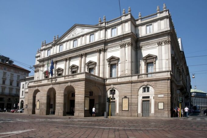 Da Vincis Last Supper & Milan Sightseeing Tour - Frequently Asked Questions