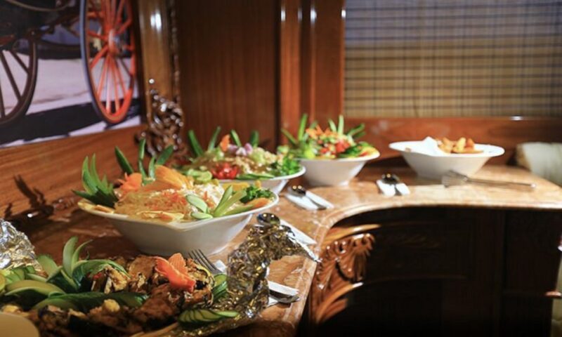 Dahab: Luxury Snorkeling Cruise With Buffet Lunch - Accessibility and Participants