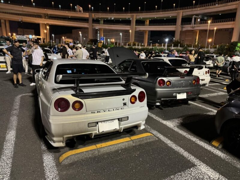 Daikoku PA and Tokyo Tour by 700HP R34 GT-R (Private Tour) - Liberty Walk Tokyo