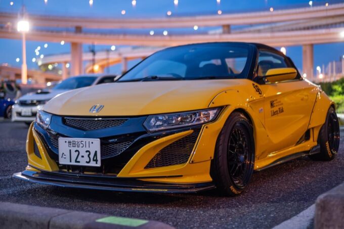 Daikoku Parking: Based on This Small Japanese Domestic Market (Jdm) Car, This Parking Spot Is for One Customer Only - Customer Accommodation