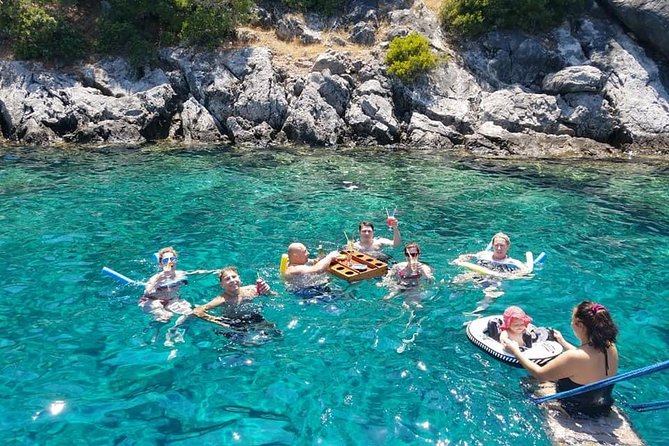 Daily Boat Trip - Stunning Island Destinations