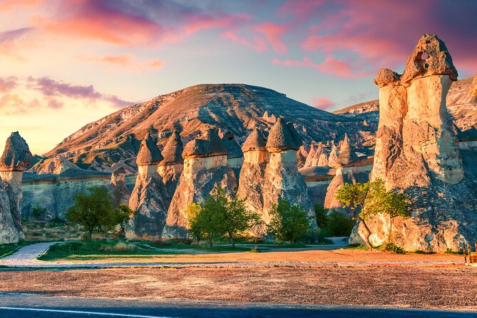 Daily Red Tour in Cappadocia - Uchisar Castle