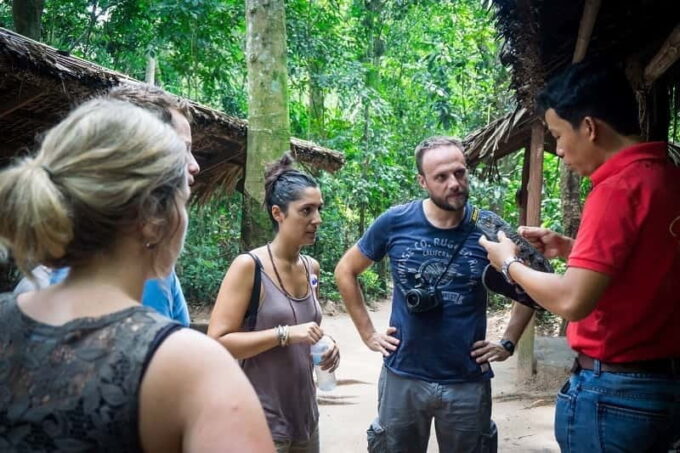 Daily Small Group Tour to Saigon City and Cu Chi Tunnels - Experience and Activities