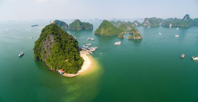 Daily Tour Ha Long Bay Full Day With Luxury Cruise - What to Bring