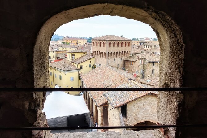 Daily Train Selftour From Bologna: Fortress and Castle - Exploring Fortress and Castle