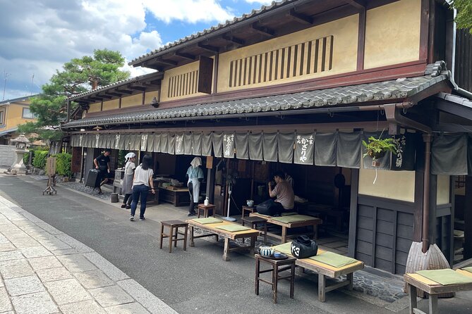Daitokuji and the Oldest Japanese Sweets Half-Day Private Tour - Meeting and End Points