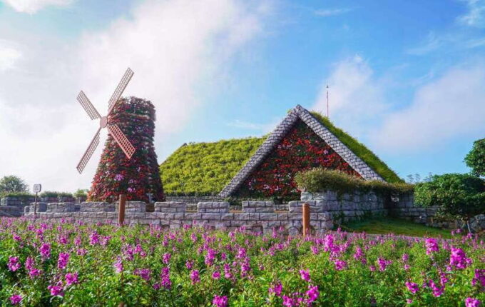 DaLat: Check In at the Most Famous Tourist Attractions - Garden of Eden