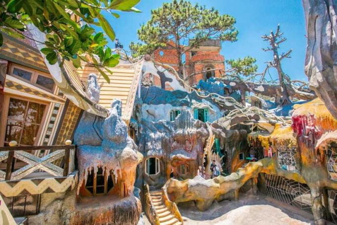 Dalat City Tour With Cable Car, Alpine Coaster & Clay Tunnel - Crazy House and Van Hanh Pagoda