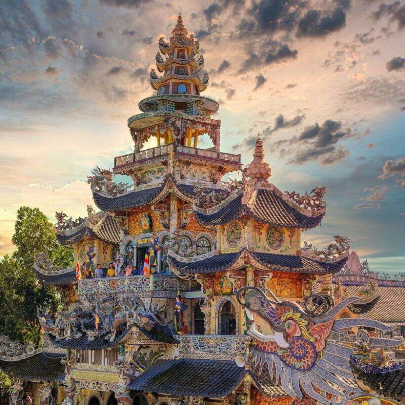 Dalat: Linh Phuoc Pagoda and Stupa of the Prayer Wheel - Key Points