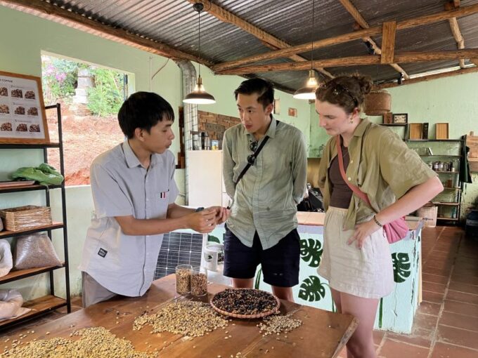 Dalat Organic Farm, Discover How to Make Specialty Coffee - Logistics and Meeting Point