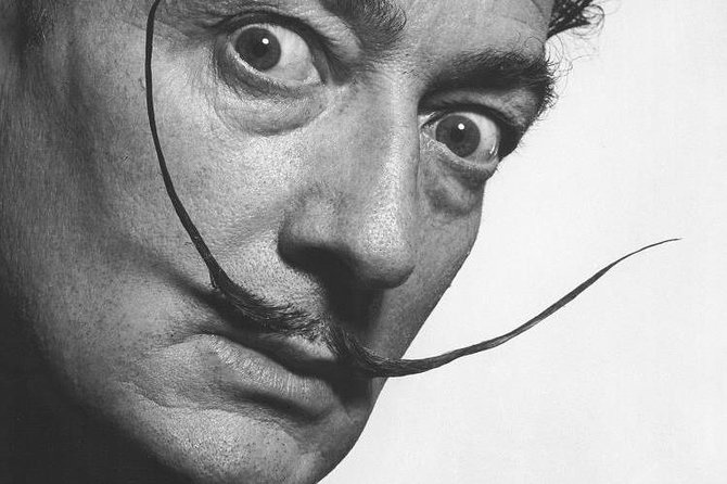 Dalí 2 Museums, Figueres and House of Portlligat Small Group From Girona - Tour Experience