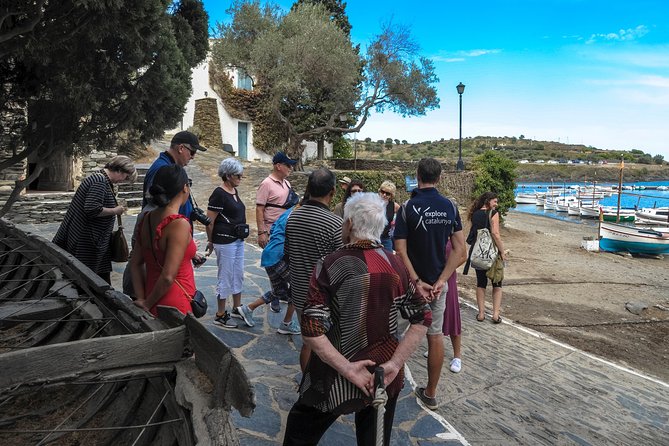 Dali Museum, House & Cadaques Small Group Tour From Barcelona - Meeting and Pickup