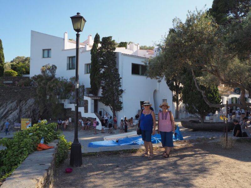 Dalí Triangle & Cadaqués Day-Trip From Girona - Visiting the Dali House-Museum