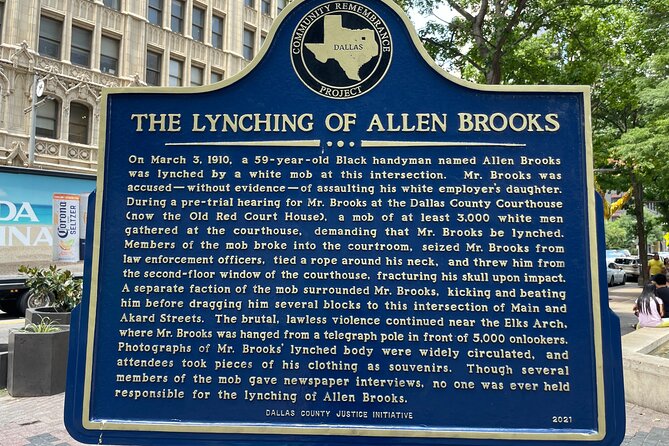 Dallas in Wonderland: A Self-Guided Walking Tour of Dallas - Starting and Ending Points