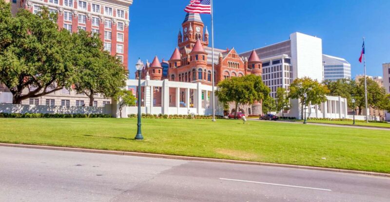 Dallas: JFK Assassination and Sixth Floor Museum Tour - Experience Highlights