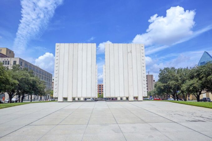 Dallas: JFK Assassination and Sixth Floor Museum Tour - Historical Context