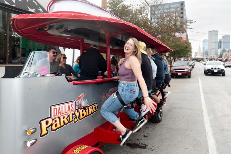 Dallas Party Bike Pub Crawl in Deep Ellum - Inclusions and Amenities