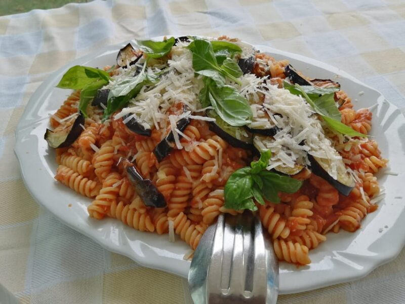Dam Delicious: Your Pasta Experience in Amsterdam - Multilingual Hosting