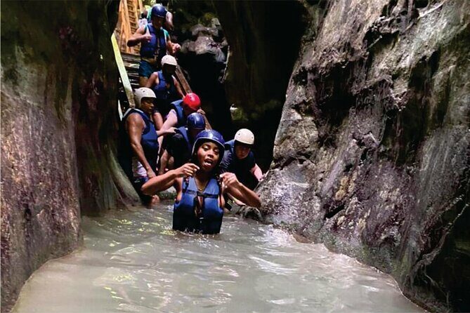 Damajagua Waterfalls, Zipline with Lunch and Transfer - FAQ