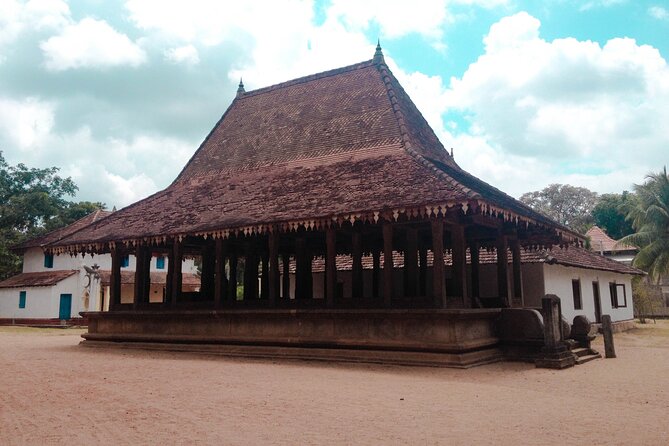 Dambadeniya, Yapahuwa, Panduwasnuwara: Private Ancient Cities  - Colombo - Exploring Dambadeniya and Yapahuwa