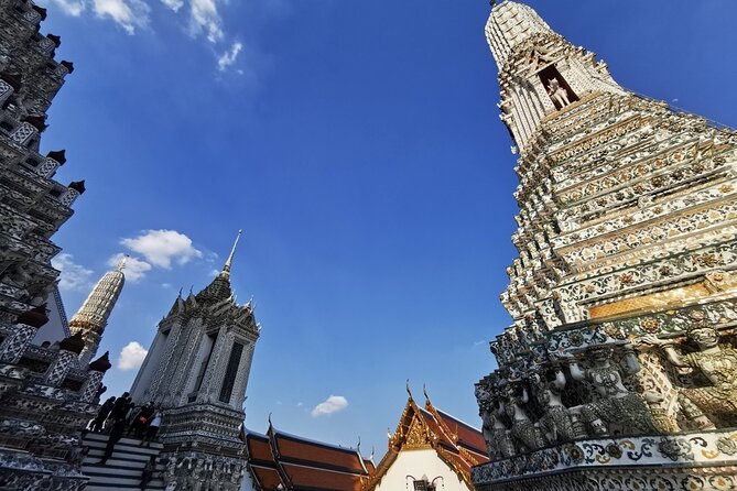 Damnoen Saduak Floating Market & Bangkok Temple Private Tour With English Guide - Accessibility and Participation