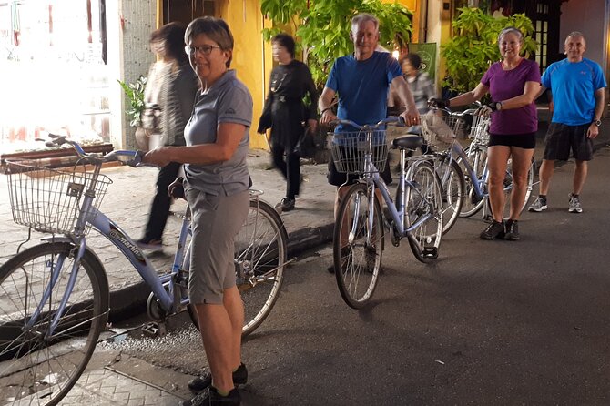 Danang Bike Tour: Veggie Garden, Marble Hills, K20 Tunnel, Foodie - Requirements and Restrictions