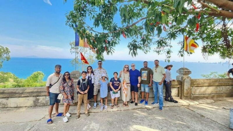 DaNang/HA: Lady Buddha, Marble Mountain & Am Phu Caves Tour - Authenticity and Cultural Insight