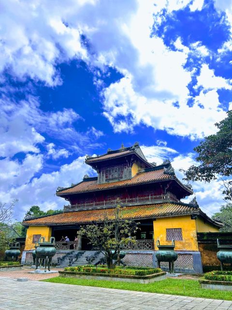 DaNang/Hoi An: Hue Citadel via Hai Van Pass Small Group Tour - Tour Details and Logistics