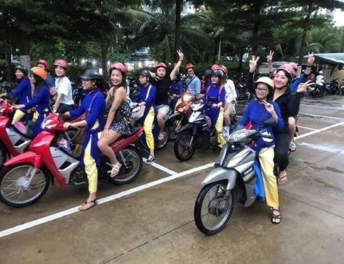 DaNang Night City Scooter Tour-Lady Aodai Rider & Han Cruise - Since You Asked