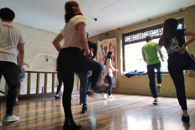 Dance Classes in Bogotá - Included Amenities