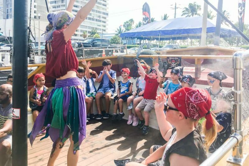 Dania Beach: 1-Hour Family Pirate Adventure Cruise - FAQ