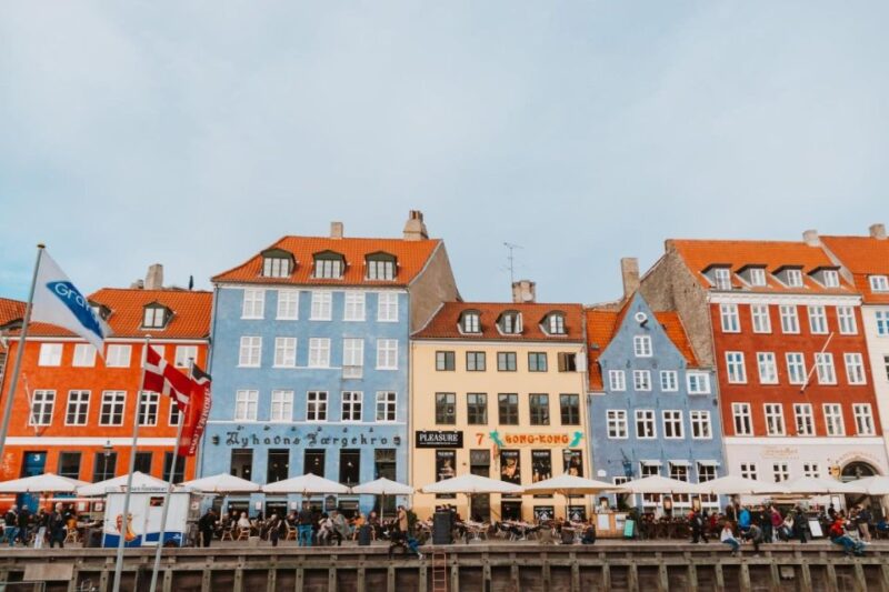 Danish Food Tasting and Copenhagens Old Town, Nyhavn Tour - Meeting Point and Arrival
