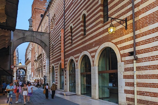 Dante in Verona: From Inferno to Paradise - Exploring Dantes Connections