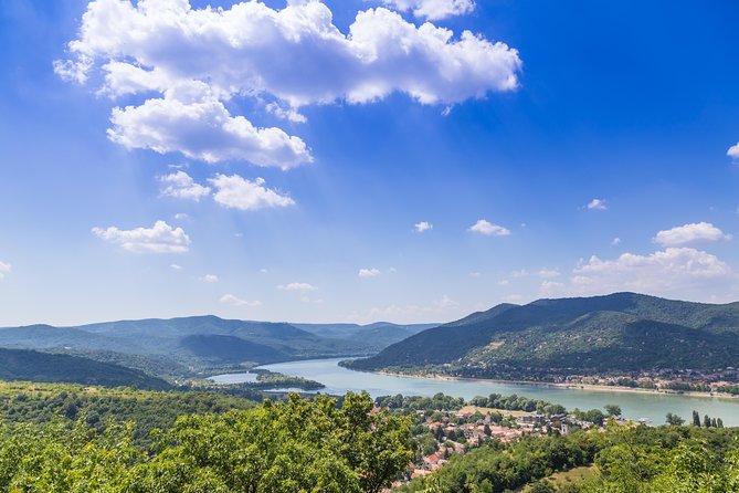 Danube Bend Full-Day Private Tour From Budapest - Scenic Danube Bend Views