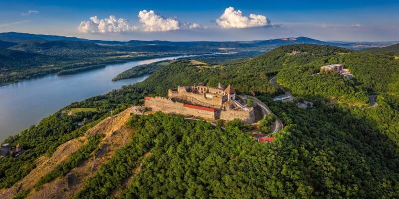 Danube Bend Tour With Lunch and Guide - Exploring Esztergom Basilica