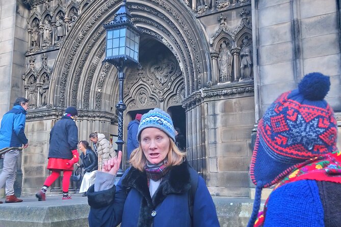 Daring Women of Edinburgh Walking Tour - Visuals and Refreshments