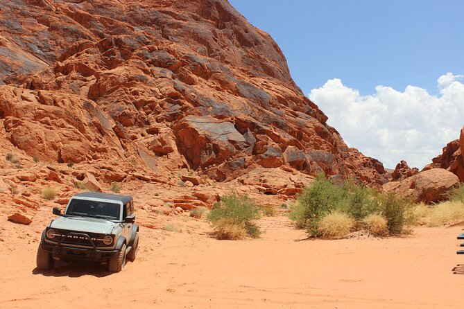 Dark Skies Stargazing Adventure With Luxury Bronco Rental - Key Points
