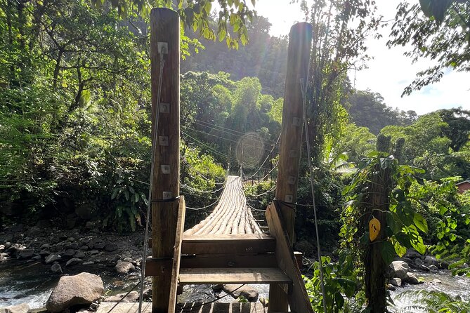 Dark View Falls and Pirates of the Caribbean Movie Set - Discovering the Movie Set