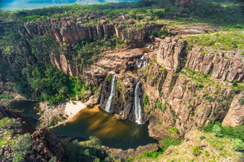Darwin: 5-Day 4WD Kakadu, Litchfield Tour & Billabong Cruise - Accommodations