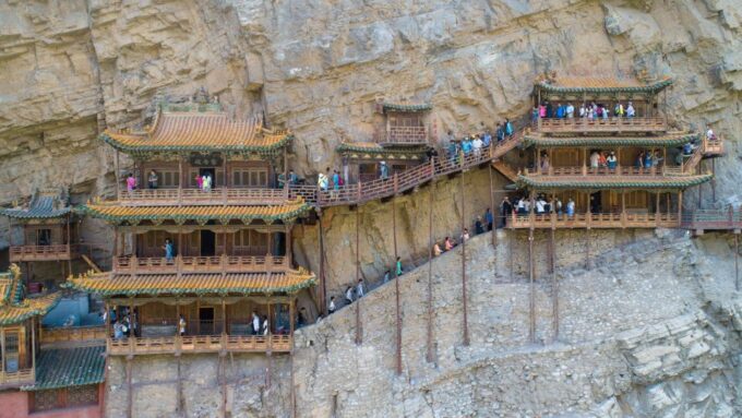 Datong: Temples and Grottoes Private Full–Day Tour - Yungang Grottoes Discovery