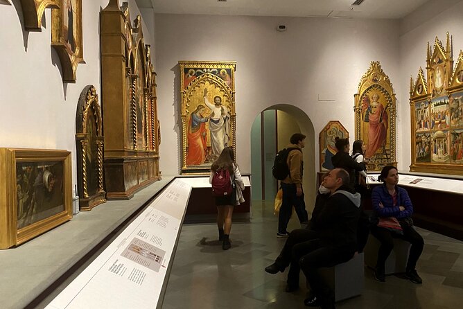 David and Accademia Gallery VIP Tour in Florence - Getting Assistance