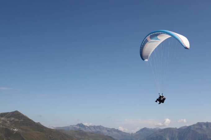 Davos: Tandem Paragliding Experience - Booking and Cancellation Policy